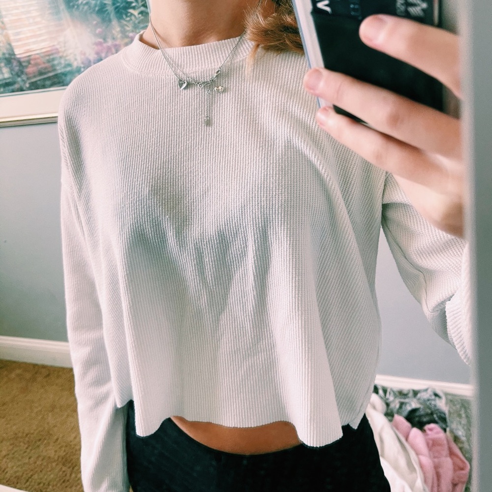 White Cropped Thermal